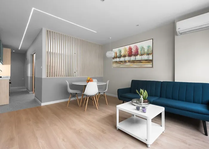 New Yorker, Nilie Hospitality Mgmt 公寓